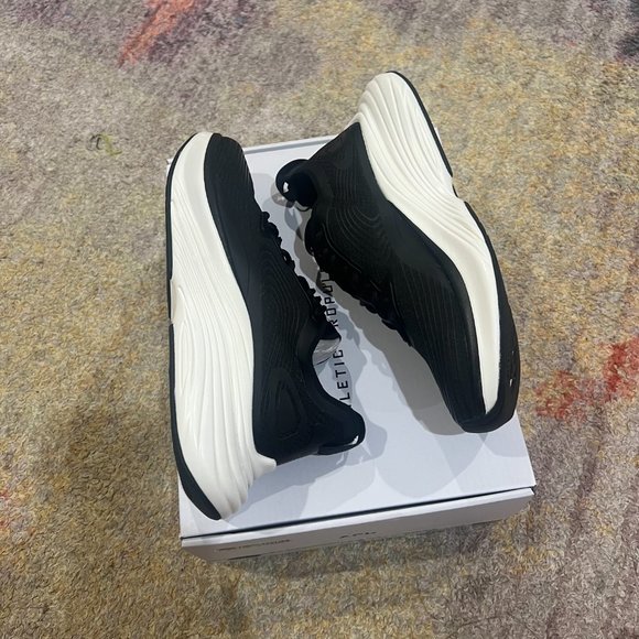 NWT APL Streamline Black / Black / White Size 6 - Picture 4 of 5